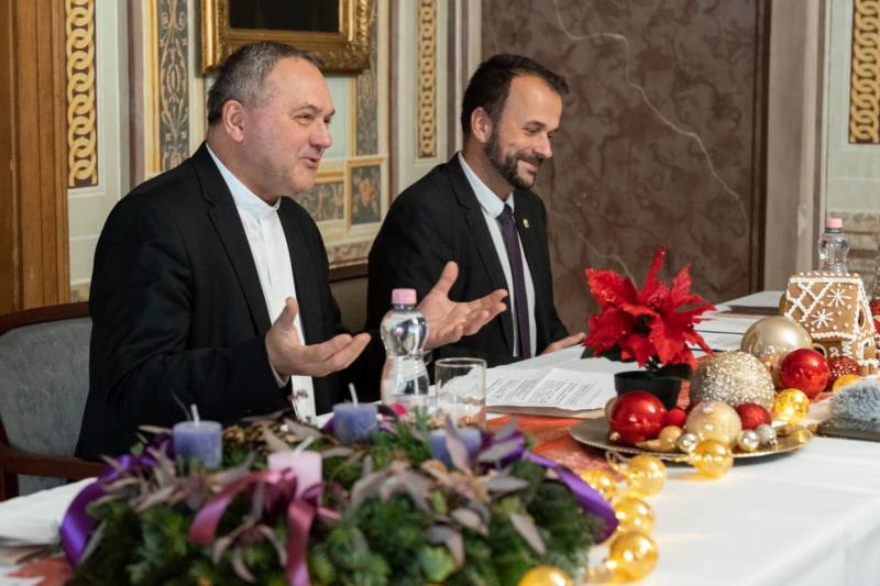 2025_11_27_adventi sajtotajekoztato_10.jpg